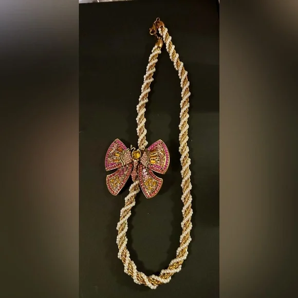 Vintage Pink and Gold Butterfly broach on a “Casual Corner” Necklace - Picture 7 of 8